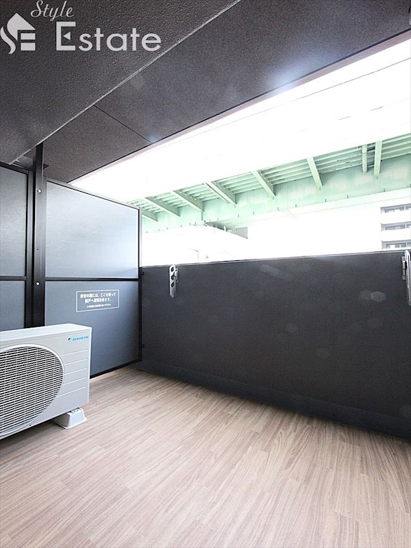 バルコニー　バルコニー