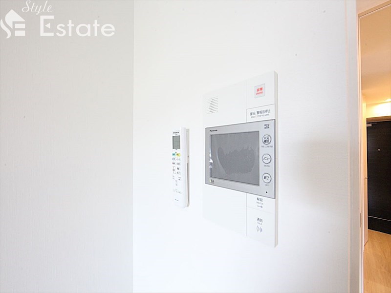 セキュリティ　モニター付きインターホン