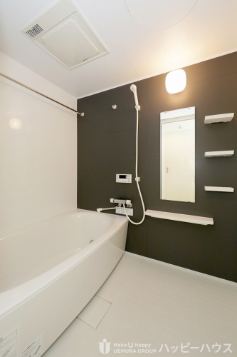 バス・シャワールーム　※同タイプ別部屋のため、参考画像です。