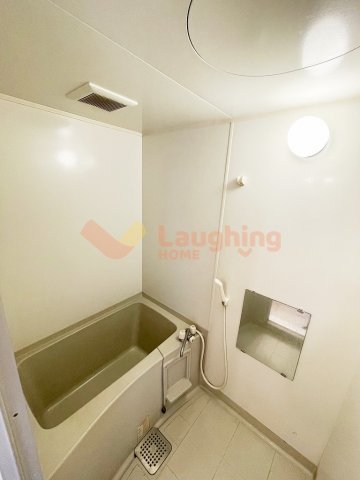 バス・シャワールーム　ゆったり過ごせるお風呂です※別号室のお写真です。