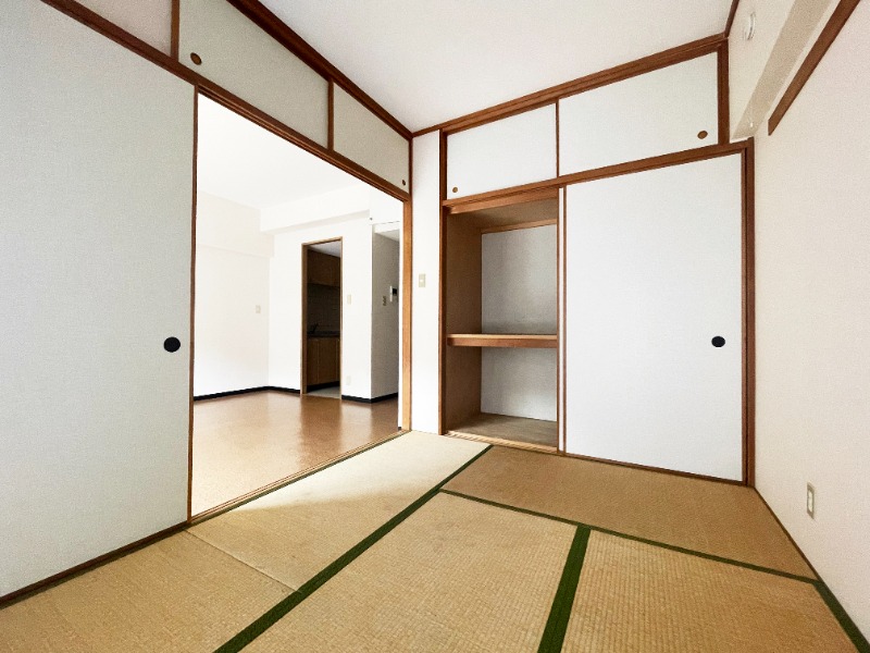 収納　※別号室の写真です。