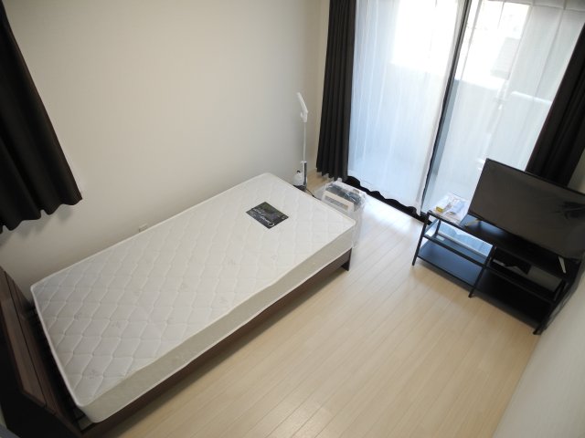 居室・リビング　※ベッドは付きません、別号室