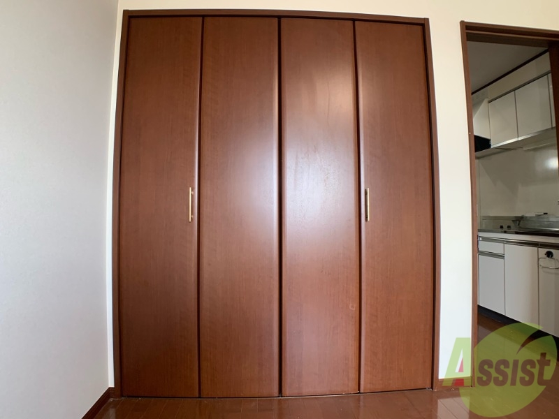 収納　収納になります。お荷物などはこちらへどうぞ。