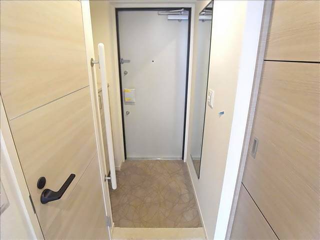 玄関　ダブルロック