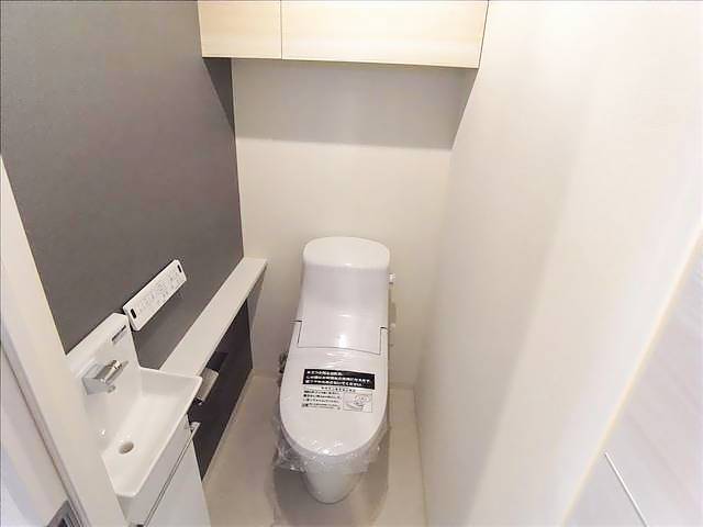 トイレ　ウォシュレット付