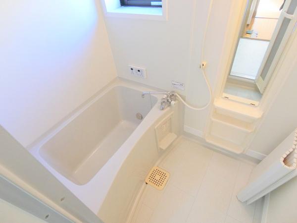 バス・シャワールーム　★追焚・独立洗面台★駐車場二台目もご相談ください★