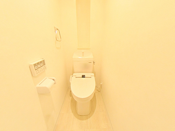 トイレ　※別部屋の写真です