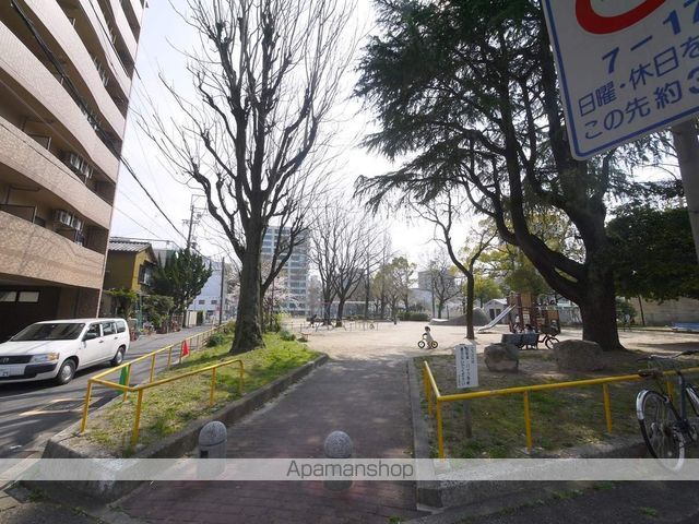 小学校　布池公園（小学校）まで430m