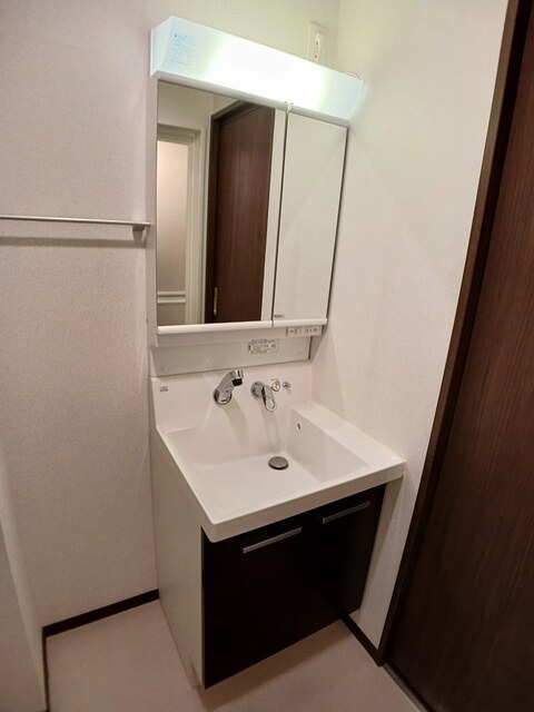 洗面設備　独立洗面台