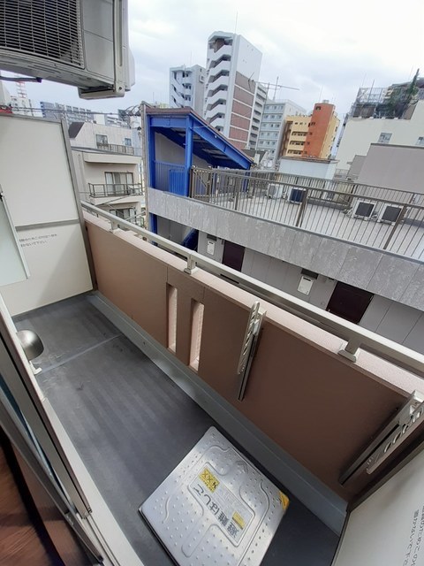 バルコニー　バルコニー