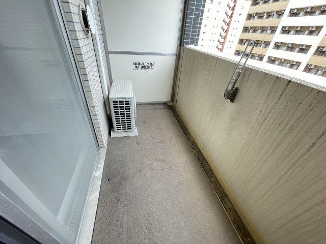 バルコニー　陽当たり良好なバルコニーです