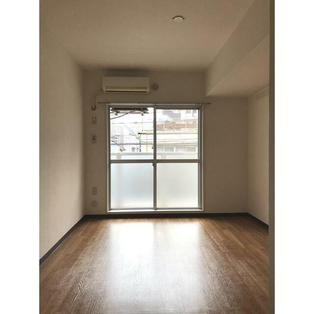 居室・リビング　同タイプ・別部屋画像