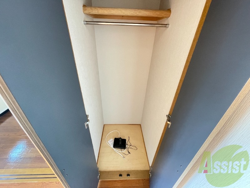 収納　ロングコートもかけれますね♪