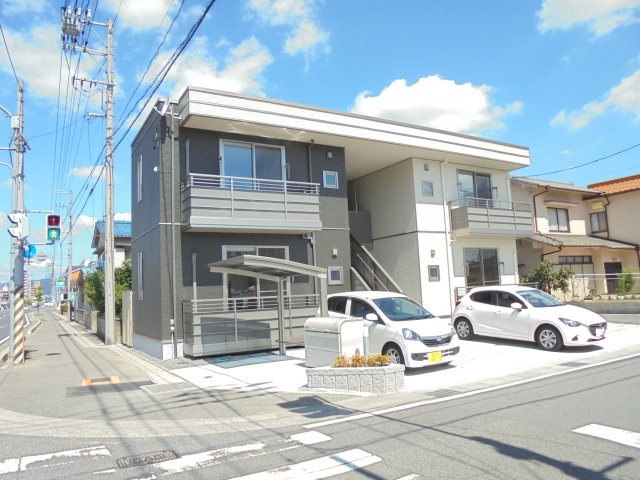 建物外観　シャーメゾン多治米・軽量鉄骨造