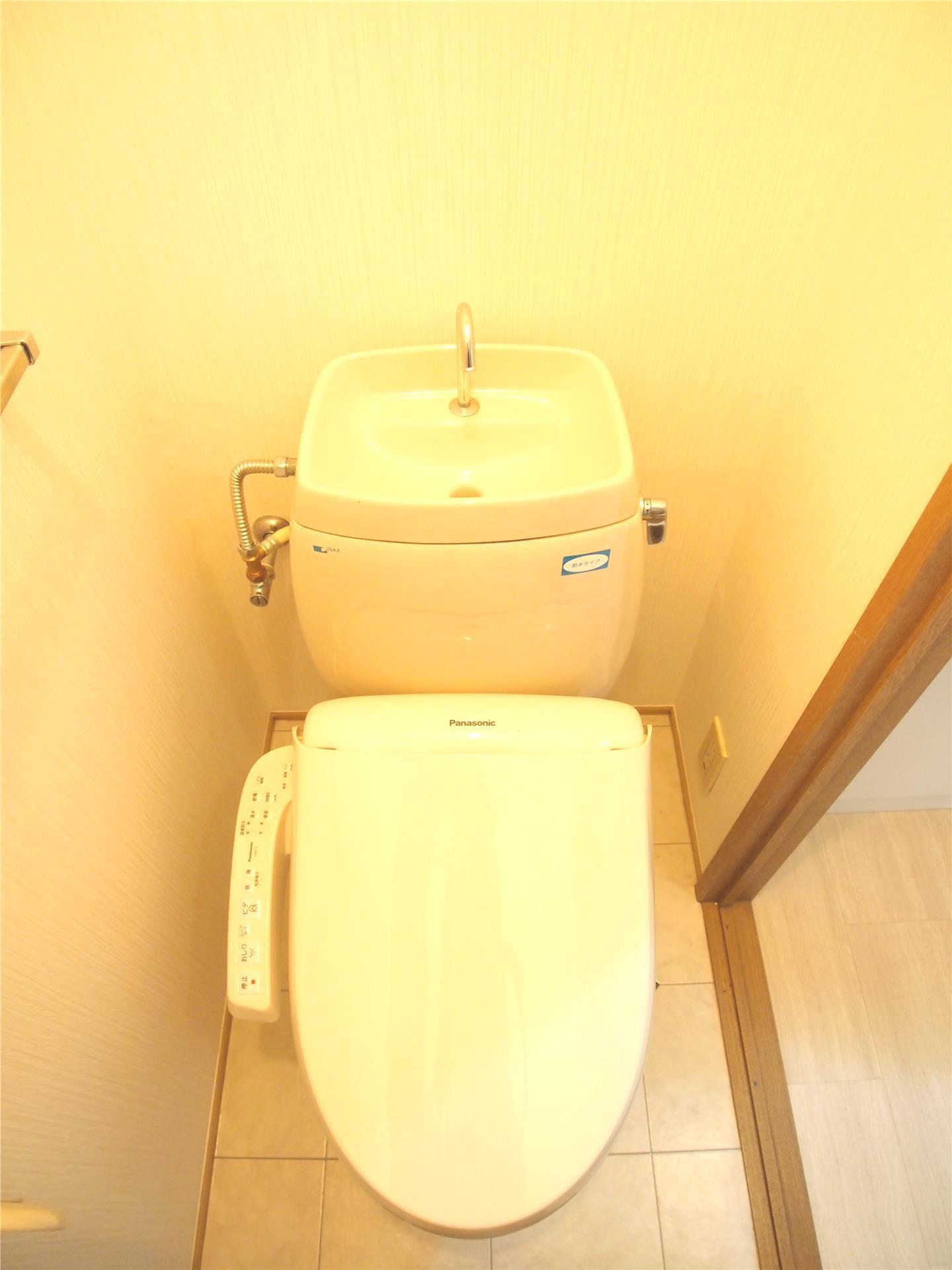 トイレ　※写真は同タイプのお部屋です。
