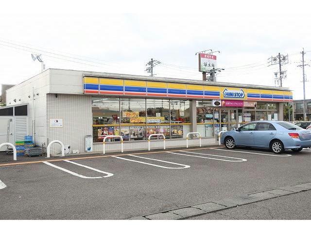 コンビニ　ミニストップ（コンビニ）まで1300m