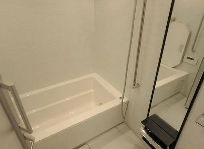 バス・シャワールーム　※別部屋の参考写真です。
