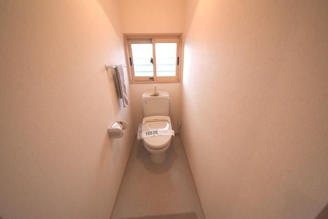 トイレ　ウォシュレットトイレ完備