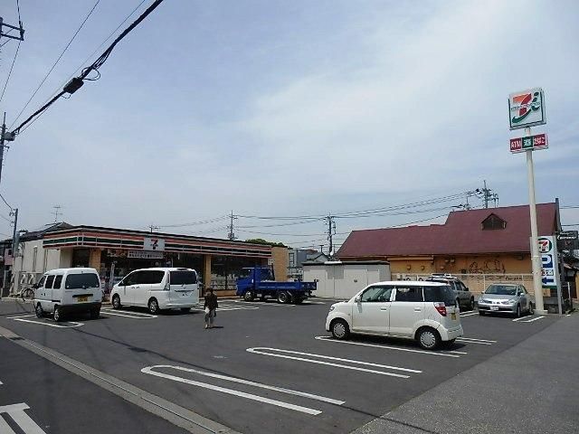 コンビニ　セブンイレブン（コンビニ）まで630m