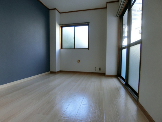 居室・リビング　※別部屋の写真です