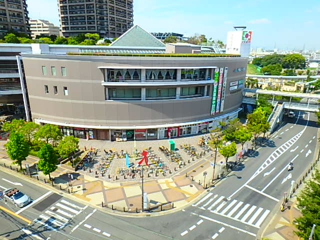 ショッピングセンター　ベルマージュ堺（ショッピングセンター）まで811m