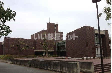 図書館　山口県立山口図書館（図書館）まで1101m