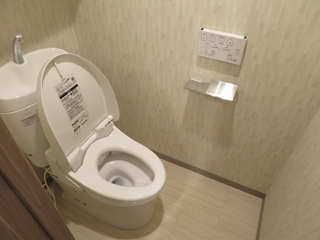 トイレ　トイレ