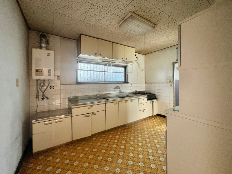 ＪＲ和歌山線 岩出駅 徒歩34分 2階建 築52年のキッチン写真
