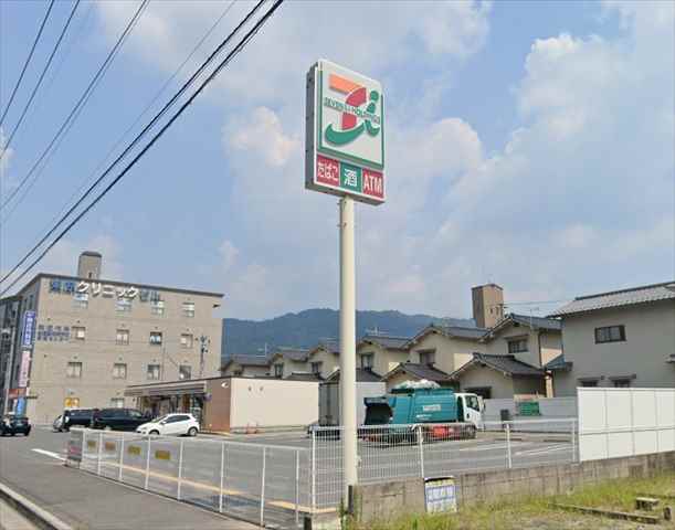 コンビニ　セブンイレブン（コンビニ）まで416m