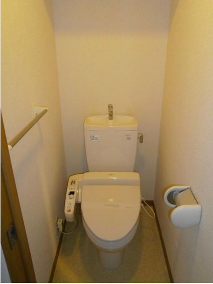 トイレ　ゆったりとした空間のトイレです
