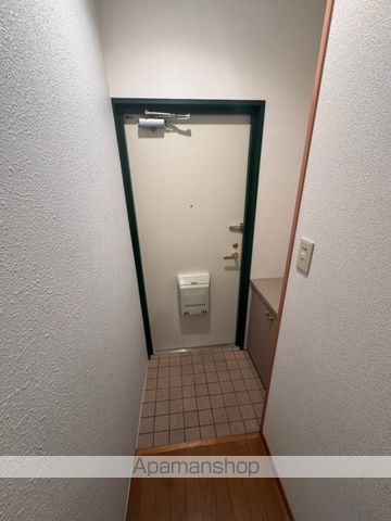 PINE VIEWの玄関写真