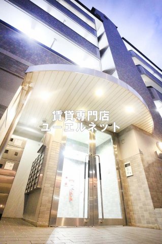 建物外観　シンプルで洗練されたデザインが毎日の暮らしに心地よさをプラス