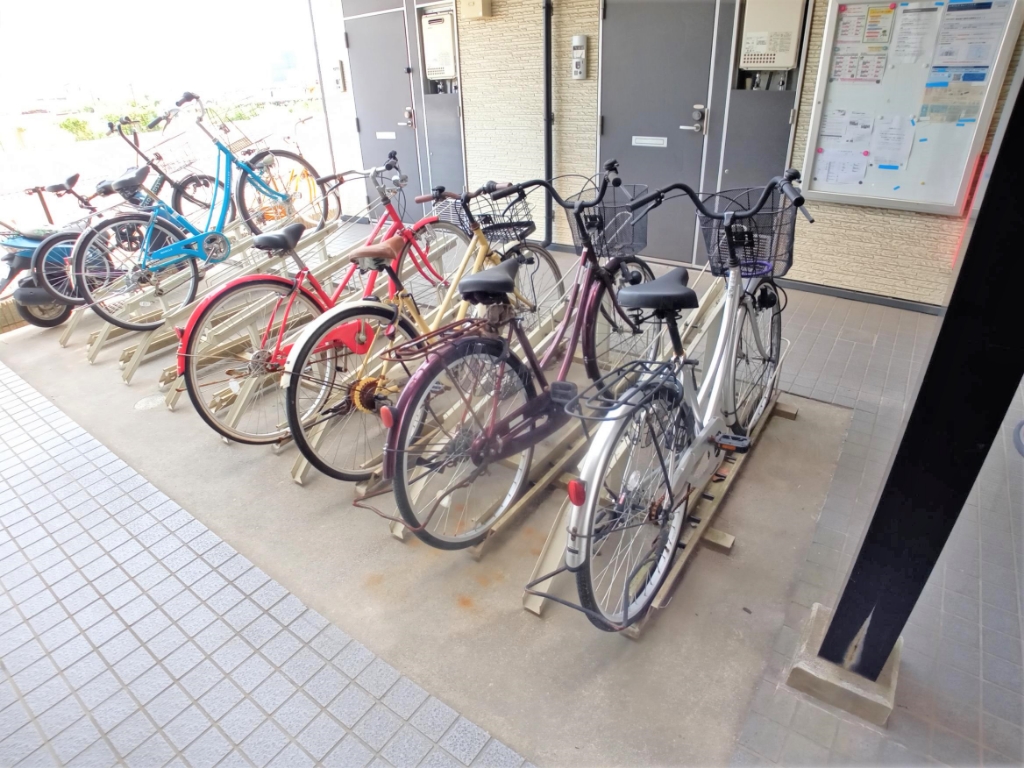 その他　駐輪場完備
