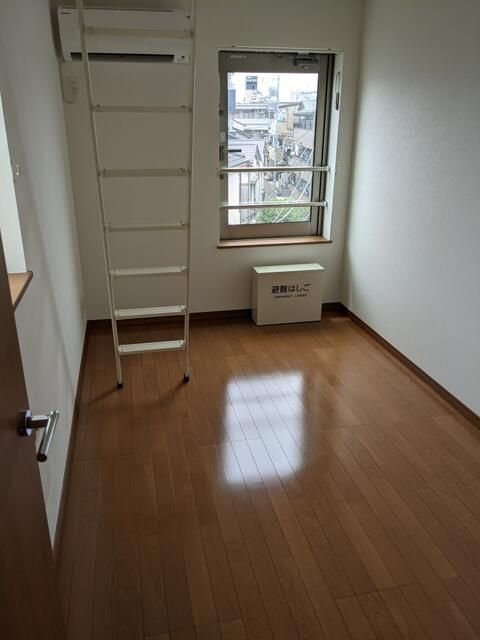 居室・リビング　※同物件参考写真