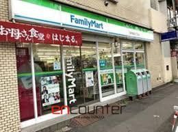 コンビニ　ファミリーマート早稲田馬場下町店（コンビニ）まで90m