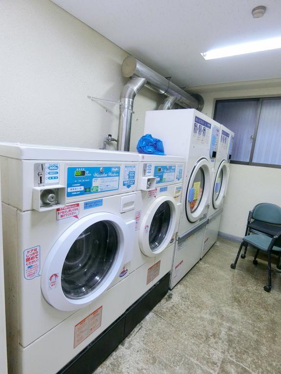 その他共有部分　1Fにコインランドリー。乾燥機があるので雨の日の洗濯も快適♪