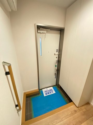 玄関　SEED PLACE新中野