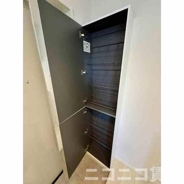 玄関　別号室イメージの為、現状を優先致します。