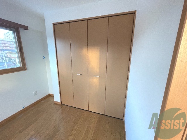 収納　クローゼットがありました。お洋服や荷物はここへ。