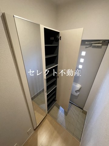玄関　【ル　シエル】きれいな玄関です