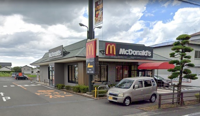 飲食店　マクドナルド 出水店（飲食店）まで503m