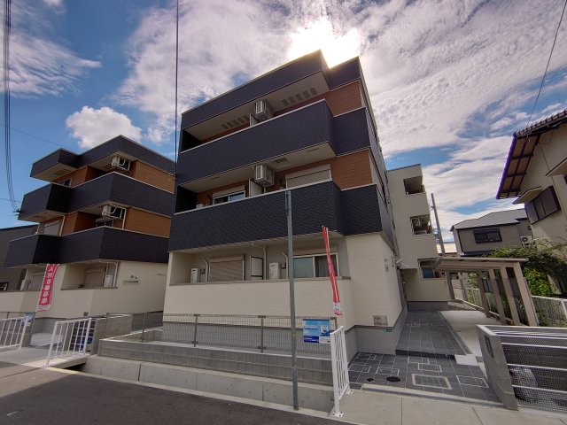 フジパレス西宮甲東園1番館の外観写真