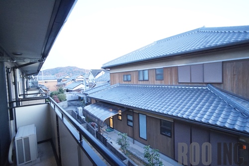 バルコニー　写真は反転のお部屋です