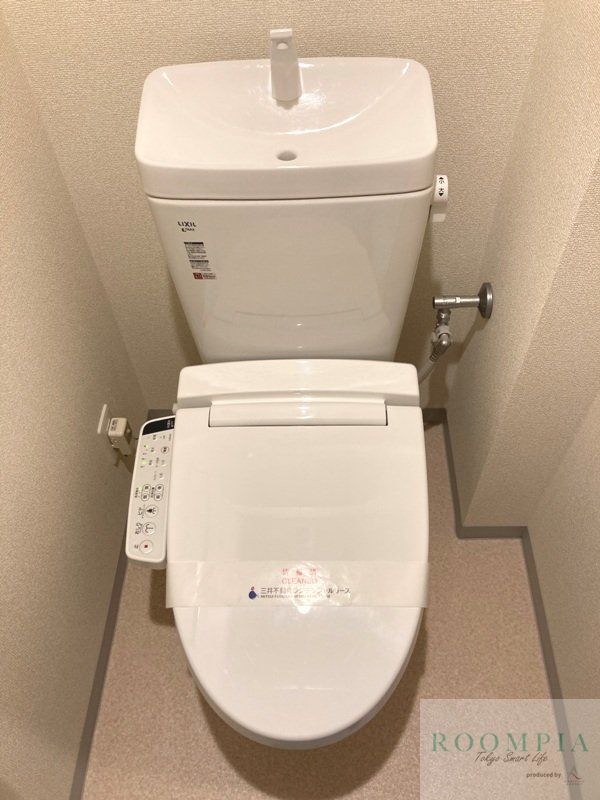 トイレ　同タイプの別部屋の写真です
