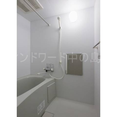 バス・シャワールーム　詳細は、ウィンドワード中の島店までご相談下さい。