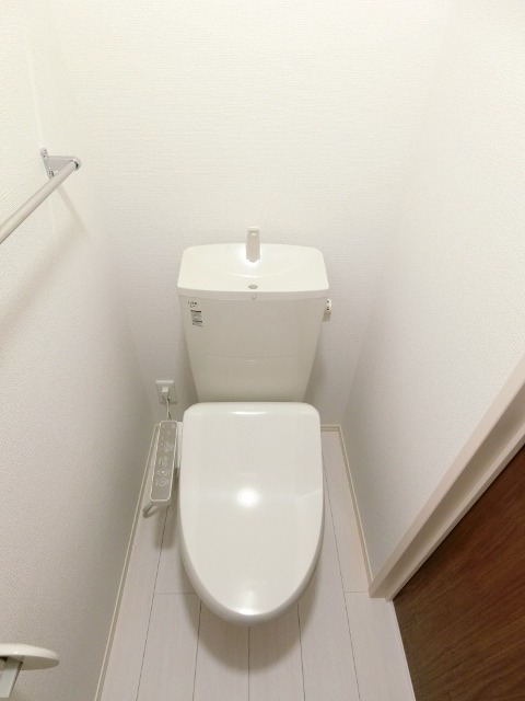 トイレ　図面と現状に相違がある場合には現状を優先