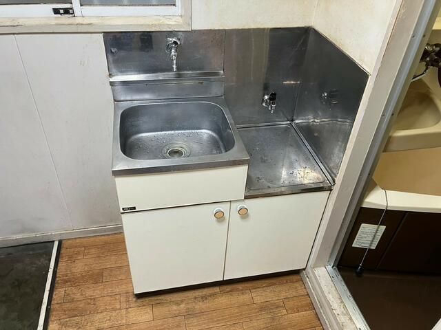 エントランス　キッチン