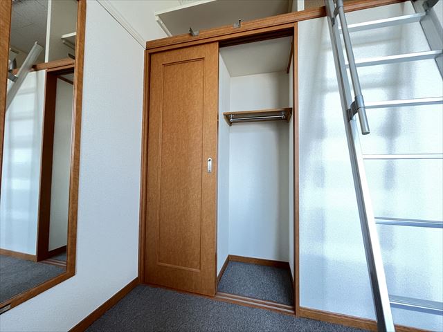 収納　クローゼット