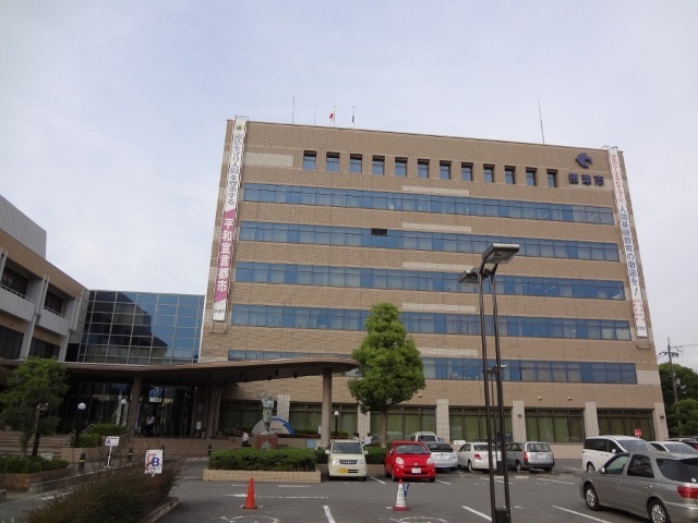 役所　摂津市役所（役所）まで1814m