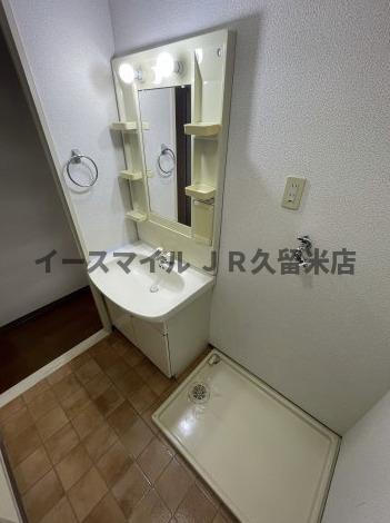 洗面設備　忙しい朝には欠かせない洗面所です